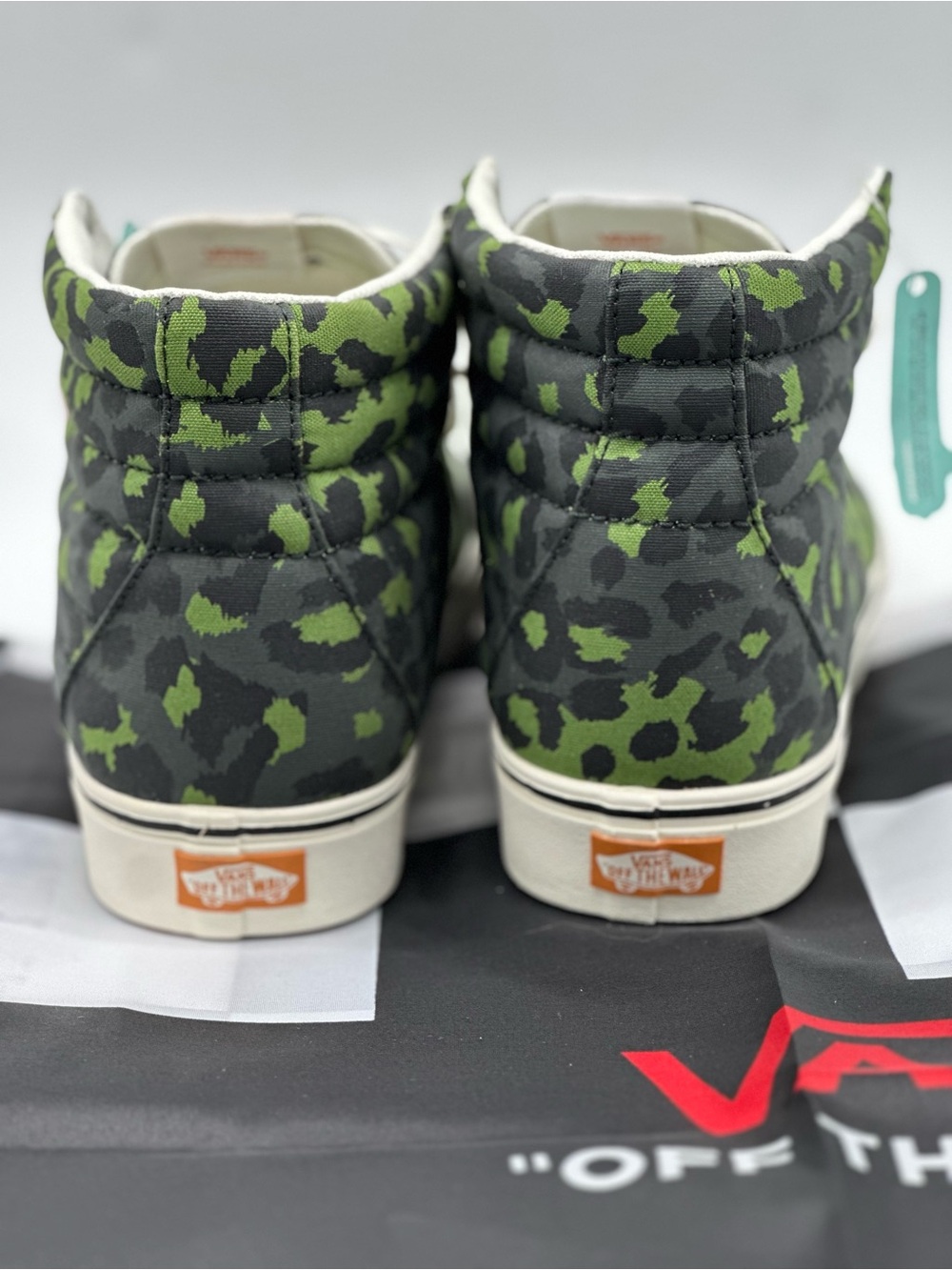 Vans Sk8-Hi Sneakers in Green and Black Leopard Print - Picture 6 of 10